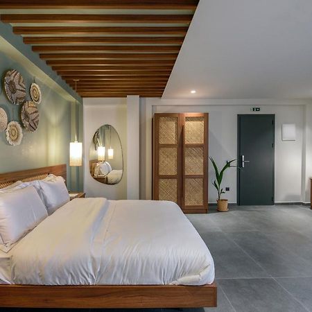 Amyntas Seafront Hotel Неос Мармарас Екстериор снимка