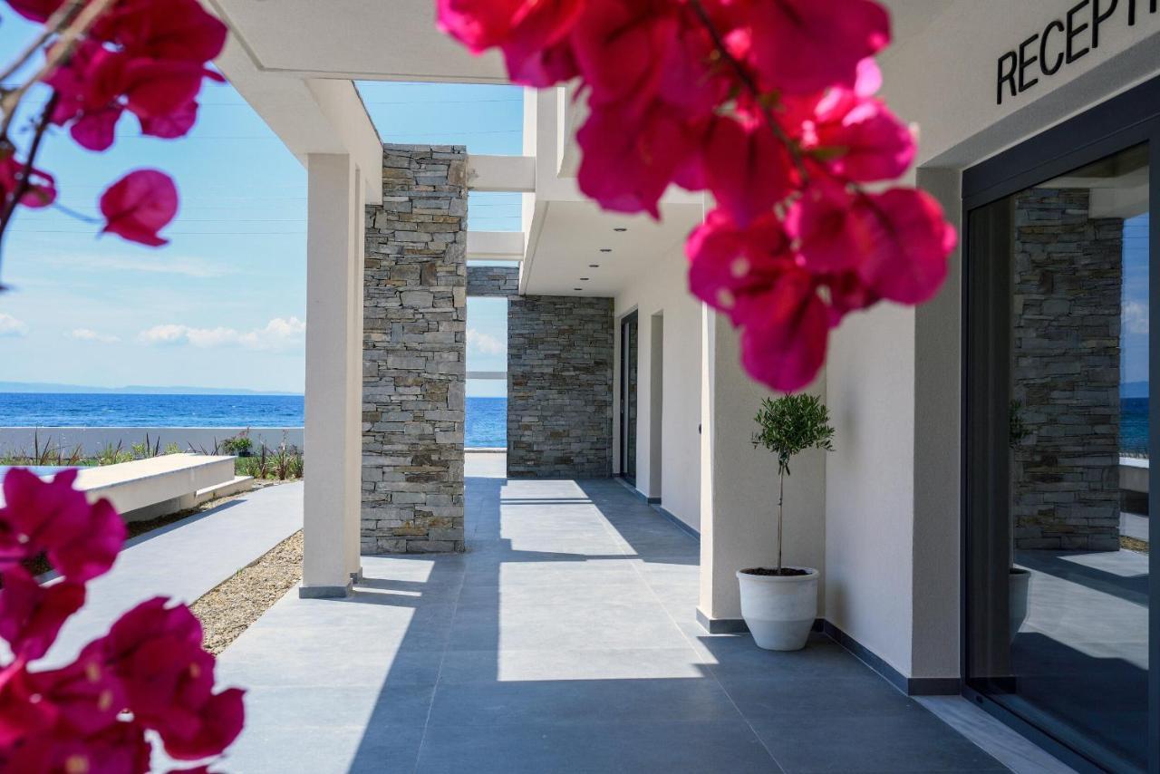 Amyntas Seafront Hotel Неос Мармарас Екстериор снимка