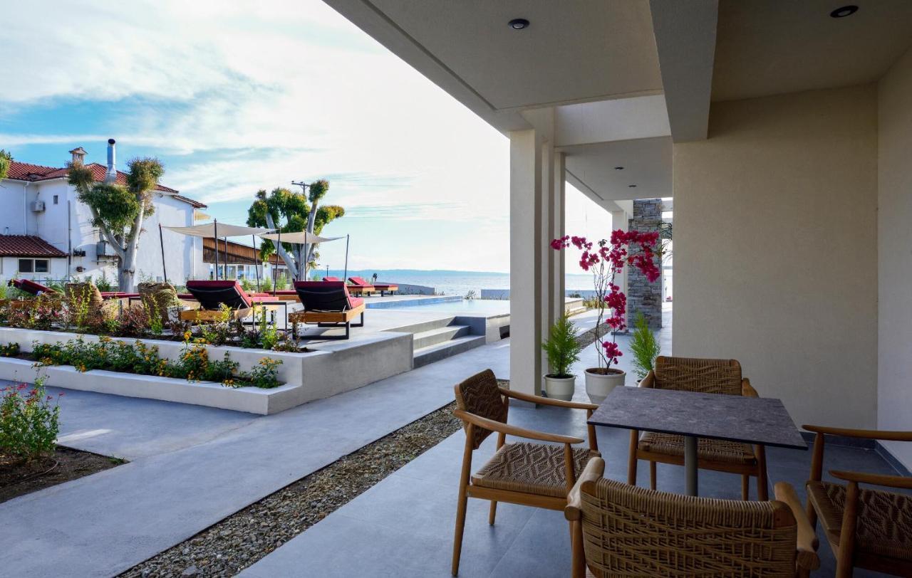 Amyntas Seafront Hotel Неос Мармарас Екстериор снимка