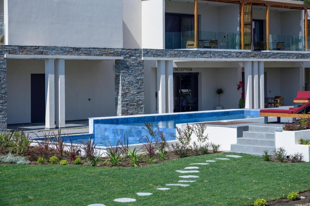 Amyntas Seafront Hotel Неос Мармарас Екстериор снимка